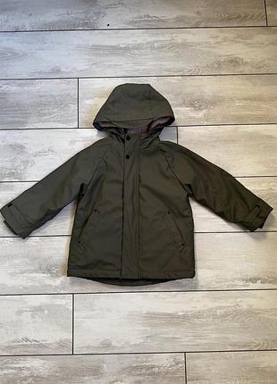 Демисезонная куртка zara 110