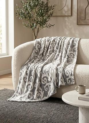 Велюровый плед dreamtex superflausch, производитель нижняя, 130х160 см серый дамасск / вензели