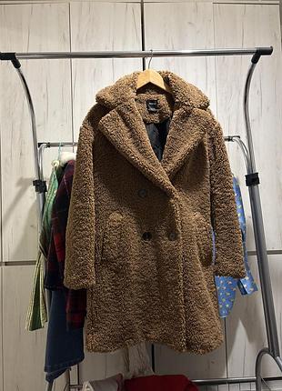Жіноче пальто-тедді bershka (шуба з еко-хутра / тедді)