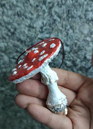 Новогодняя игрушка мухомор 5