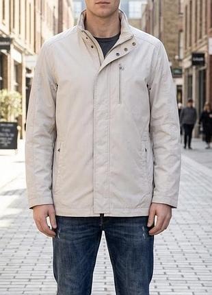 Стильная мужская ветровка / куртка hugo boss (размер 54 / xl)