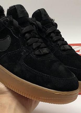 Зимние мужские кроссовки на меху черного цвета nike air force 1 low black gum (найк аир форс зимние) 38
