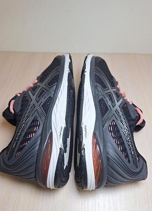 Кросівки asics 6