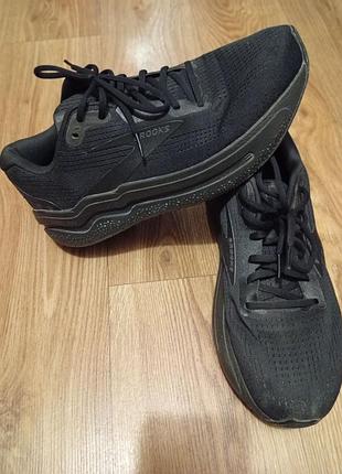 Кросівки чоловічі brooks ghost max 2 2