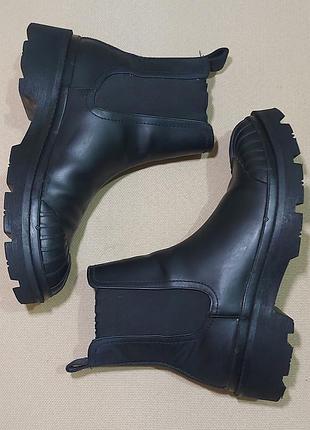 Черевики челсі. zara. розмір 38 9