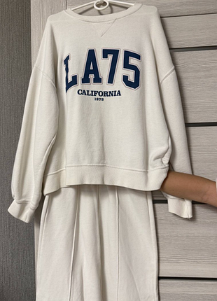 Костюм zara для девушки 152р.