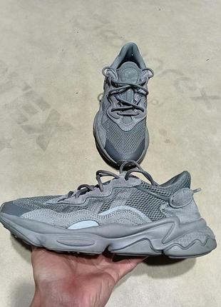 Оригінальні чоловічі кросівки adidas originals ozweego