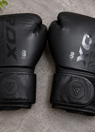 Боксерские перчатки rdx nova tech convex skin 12 oz