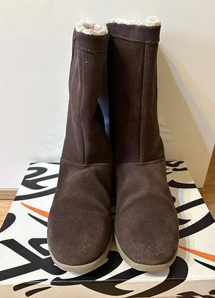 Crocs чоботи w 7  vietnam