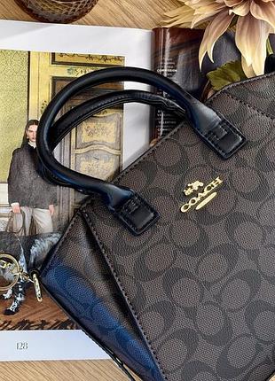 Сумка для дівчини з двома ручками та ремінцем через плече coach жіноча містка сумочка 26х19х20 см фірмова шкіряна сумка коуч шоколад