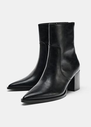 Ботинки женские черные на широких каблуках zara new