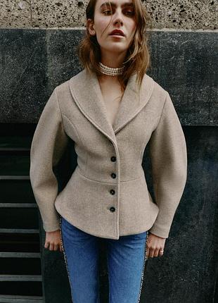 Куртка женская бежевая soft с баской zara new