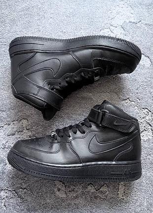 Шкіряні кросівки nike air force