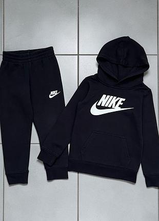 Утеплений оригінальний костюм nike на 3-4 роки
