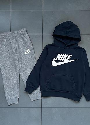 Утеплений оригінальний костюм nike на 3-4 роки