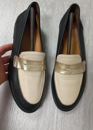 Кожаные женские лоферы manfield