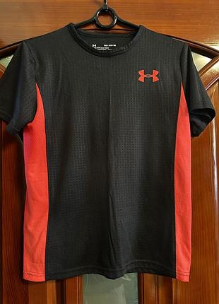 Спортивна футболка under armour heatgear