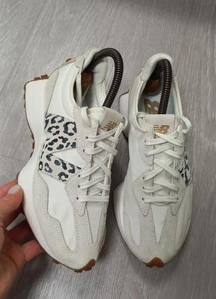 Жіночі кросівки new balance