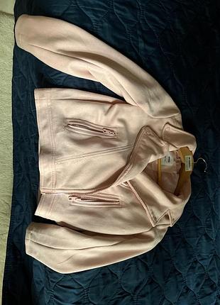 Продам косуху, р 140,