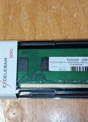 Пам'ять для настільних комп'ютерів exceleram 8 gb ddr3l 1.35v/1.5v 1600 mhz (нова)