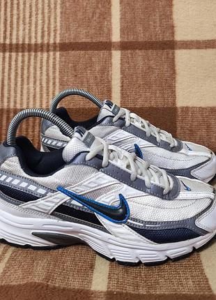 Кросівки nike initiator
