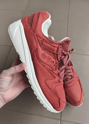 Оригинальные кроссовки saucony