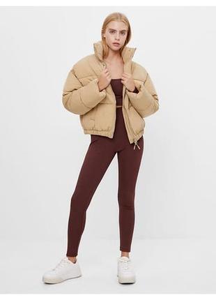 Куртка жіноча бежева оверсайз bershka