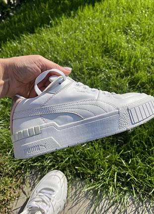 Кросівки жіночі puma білі 2