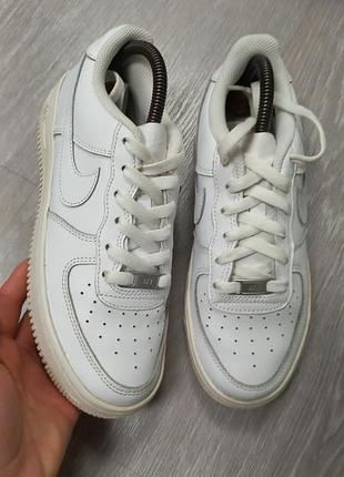 Жіночі кросівки nike air force