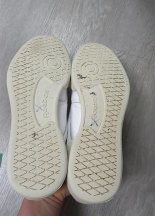 Шкіряні жіночі кросівки reebok 10
