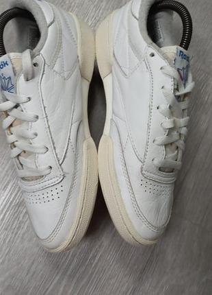 Шкіряні жіночі кросівки reebok 4
