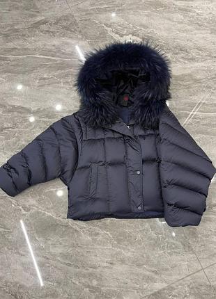 Куртка з капюшоном хутром чорна