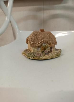 Винтажная коллекционная миниатюра английского коттеджа clover cottage от бренда lilliput lane,
