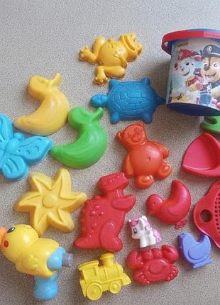 Большой набор игрушек для песочницы