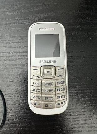 Samsung gt-e1200