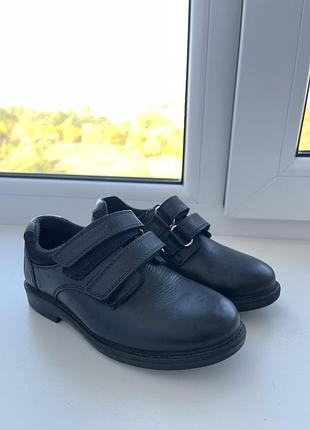 Туфлі для хлопчика hush puppies чорні