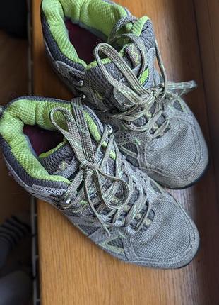 Треккинговые ботинки karrimor