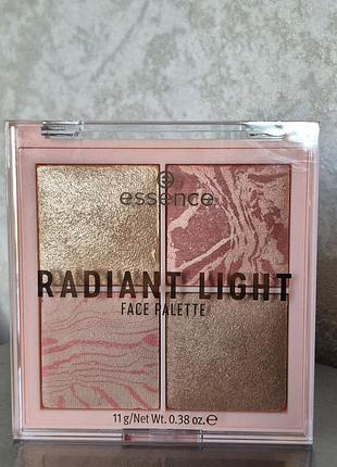 Essence radiant light палетка хайлайтеров и румян