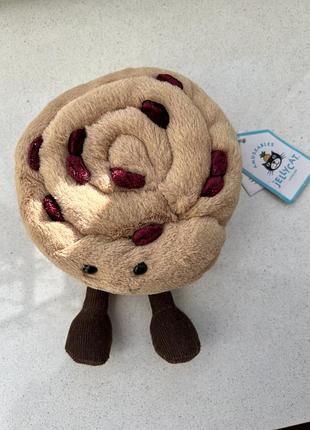 Мʼяка іграшка булочка з родзинками jellycat amuseable pain au raisin