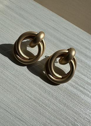 Сережки біжутерія