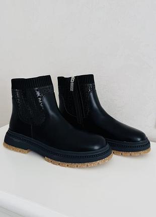 Чоботи жіночі dkny чорні розмір 37