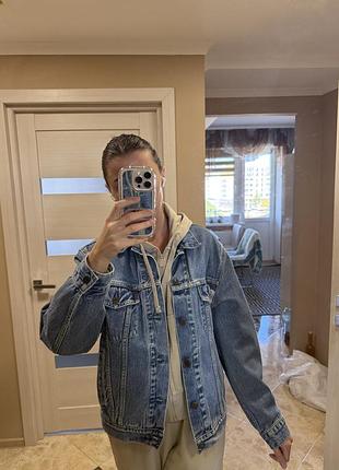 Джинсова куртка levis 2