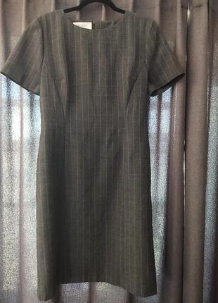 Шерстяное деловое платье -футляр brotex ( made in italy), размер s( 42)