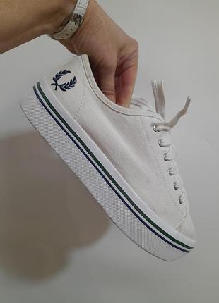 Оригинальные женские белые текстильные кеды fred perry р. 36