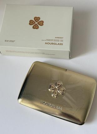 Hourglass - ambient lighting edit unlocked, wish - лімітована палетка для обличчя