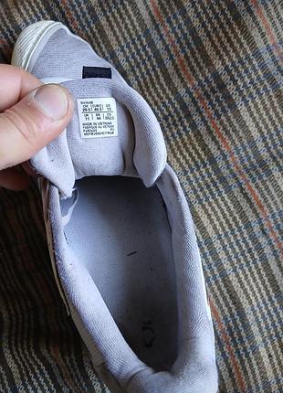 Продам мужские кроссовки бренда asics 7