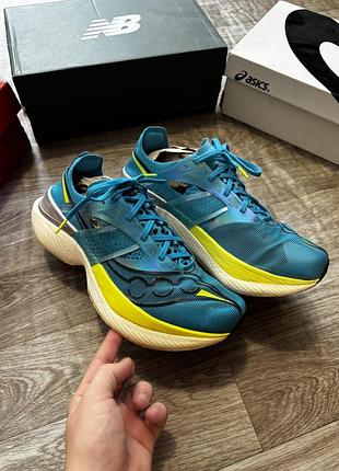 Бігові кросівки  endorphin elite (оригінал) розмір - 45