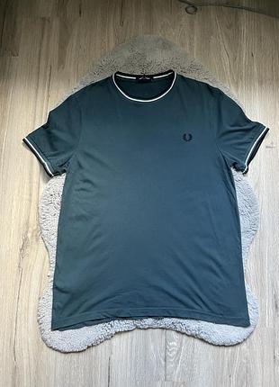Fred perry футболка дуже гарна