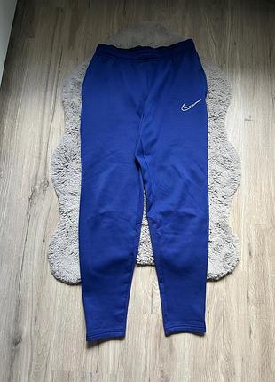 Nike dri-fit штани класні