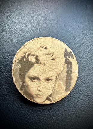 Значок madonna, брошь, брошка